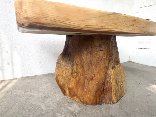 Table basse brutaliste organique en cèdre massif, piédestal tronc, années 70, vue 18
