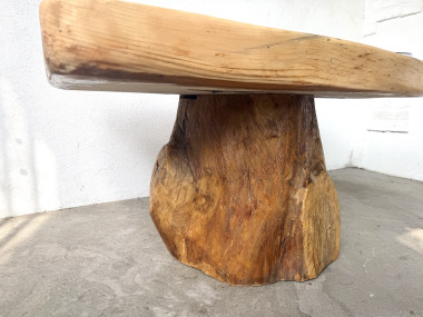 Table basse brutaliste organique en cèdre massif, piédestal tronc, années 70, vue 18