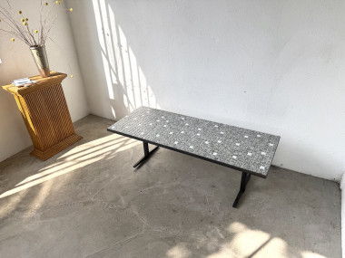 Table basse moderniste mosaïque céramique, attribuée Lilienthal, structure métal laqué noir, années 60, vue 19