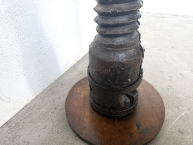 Sellette vis de pressoir en chêne massif, socle métal, XIXe siècle, vue 18