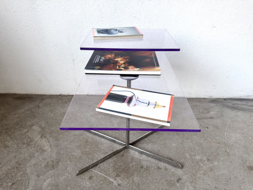 Table d'appoint acrylique transparent et chrome, design années 70, vue 12