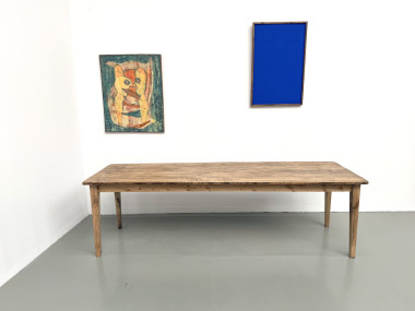 Table de ferme en pin massif, pieds fuseaux, France, années 1950, vue 2