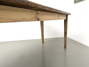 Table de ferme en pin massif, pieds fuseaux, France, années 1950, vue 32