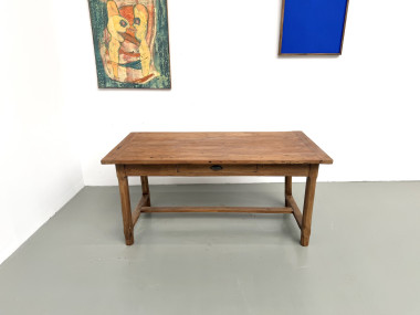 Table de ferme en merisier massif, un tiroir, entretoise basse, France, années 1950, vue 2