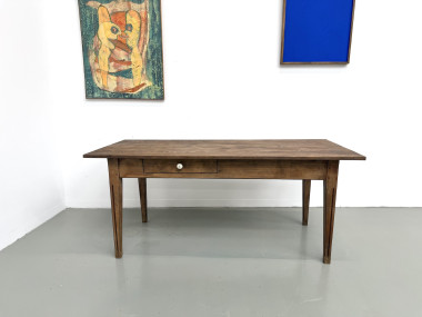 Table de ferme en pin massif, deux tiroirs, pieds cannelés, France, années 1950, vue 2