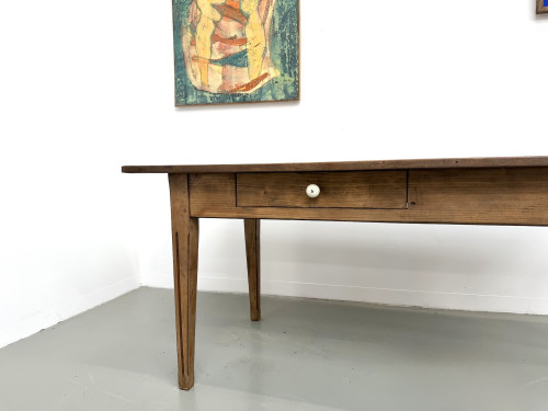 Table de ferme en pin massif, deux tiroirs, pieds cannelés, France, années 1950, vue 4