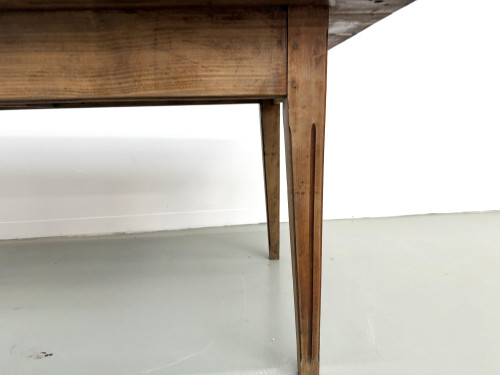 Table de ferme en pin massif, deux tiroirs, pieds cannelés, France, années 1950, vue 6