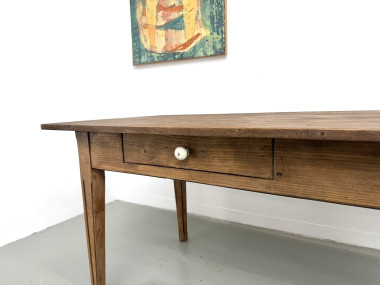 Table de ferme en pin massif, deux tiroirs, pieds cannelés, France, années 1950, vue 8