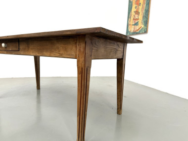 Table de ferme en pin massif, deux tiroirs, pieds cannelés, France, années 1950, vue 25