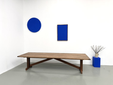 Grande table de réfectoire en pin et hêtre massif, piètement en X, France, années 1970, vue 1
