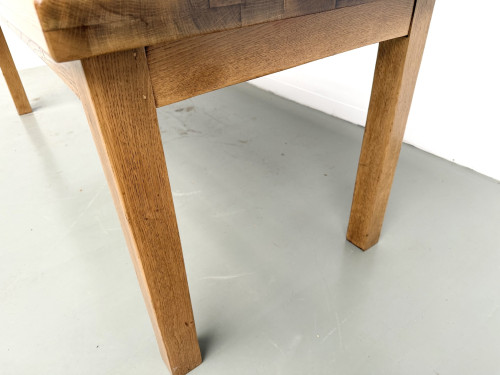 Table de ferme en chêne massif, pieds carrés, un tiroir, France, années 1960–1970, vue 9