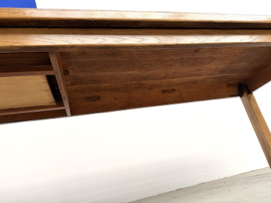 Table de ferme en chêne massif, pieds carrés, un tiroir, France, années 1960–1970, vue 18