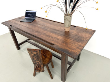 Table de métier en pin massif, plateau rainuré, finition brun satiné, années 1950-60, vue 4