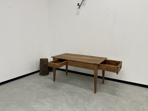 Petite table de ferme en noyer blond, vue 2