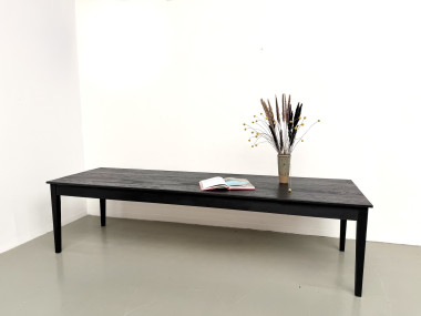 Grande table en bois brûlé Shou Sugi Ban - 300 X 90 cm, vue 1