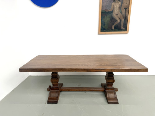 Table monastère en chêne massif, balustres tournés, France, années 1930, vue 2