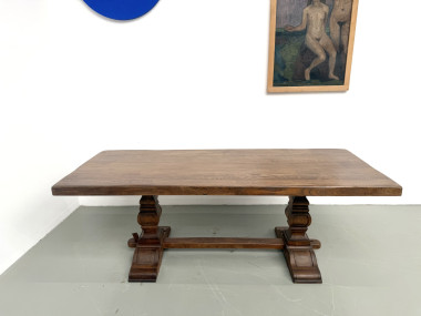Table monastère en chêne massif, balustres tournés, France, années 1930, vue 2