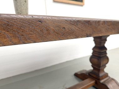 Table monastère en chêne massif, balustres tournés, France, années 1930, vue 10