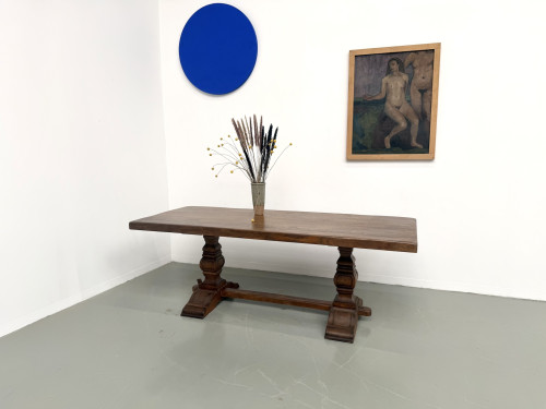 Table monastère en chêne massif, balustres tournés, France, années 1930, vue 1