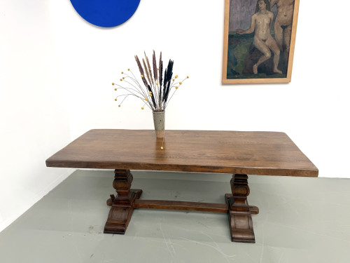 Table monastère en chêne massif, balustres tournés, France, années 1930, vue 18