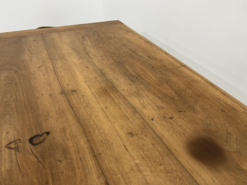 Petite table de ferme en noyer blond, vue 16