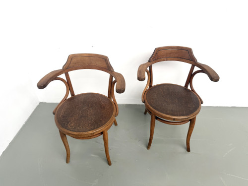 Paire de Fauteuils de Bureau Thonet – Hêtre Courbé & Assises Pyrogravées, vue 2