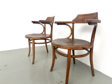 Paire de Fauteuils de Bureau Thonet – Hêtre Courbé & Assises Pyrogravées, vue 8