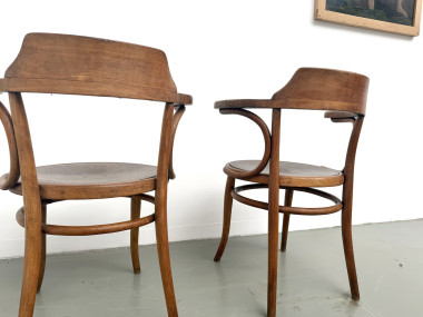 Paire de Fauteuils de Bureau Thonet – Hêtre Courbé & Assises Pyrogravées, vue 11
