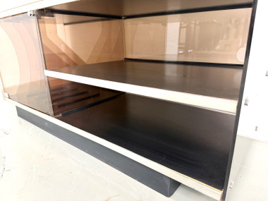 Meuble Hi-Fi en plexiglass fumé et aluminium, Eric Maville, France, années 1970, vue 11