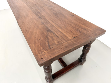 Table de ferme en noyer massif, pieds tournés, années 1950, vue 6