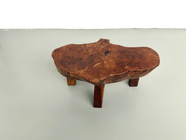Table basse tripode brutaliste en teck massif – Années 1970, vue 4
