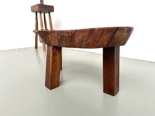Table basse tripode brutaliste en teck massif – Années 1970, vue 10