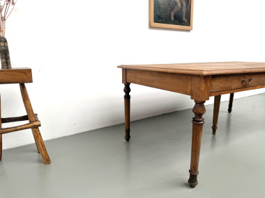 Table de ferme à 5 pieds en hêtre et 4 tiroirs, années 1950, vue 10
