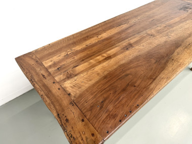 Table de ferme en noyer aux pieds fuseaux, vue 14