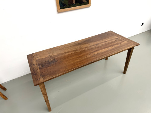 Table de ferme en noyer aux pieds fuseaux, vue 28