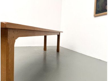Table de repas brutaliste XL en chêne massif, vue 11