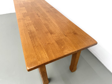 Table de repas brutaliste XL en chêne massif, vue 10