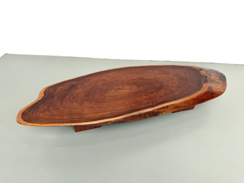 Table Basse Organique "Slab" en Bois Exotique Massif, vue 4
