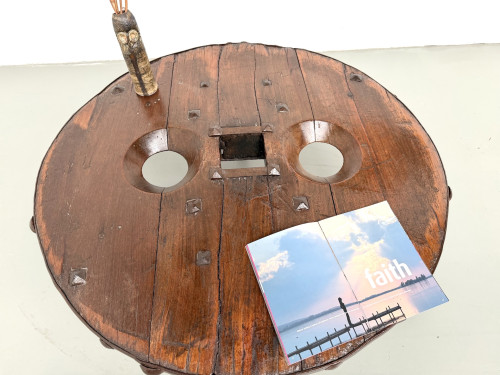 Table Basse Brutaliste Circulaire en Bois Massif – Art Populaire Brésilien, Années 1950, vue 24