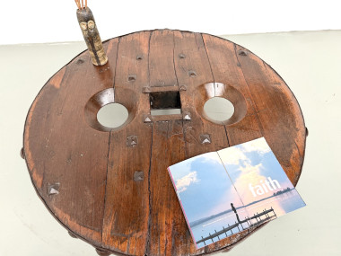 Table Basse Brutaliste Circulaire en Bois Massif – Art Populaire Brésilien, Années 1950, vue 24