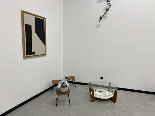 Table basse Hugues Poignant, circa 1970, vue 2