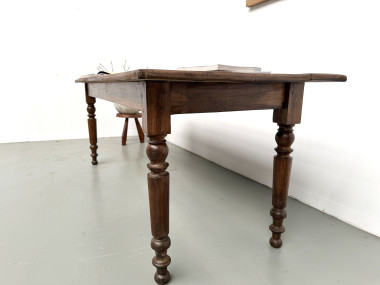 Table de ferme en noyer massif, pieds tournés, 1920, vue 11