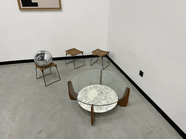 Table basse Hugues Poignant, circa 1970, vue 11