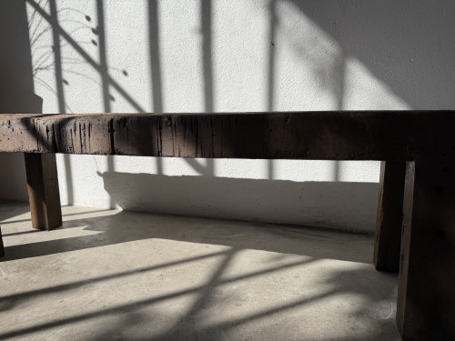 Banc Établi Brutaliste en Chêne Massif – Pièce Unique, Art Populaire XXe, vue 8