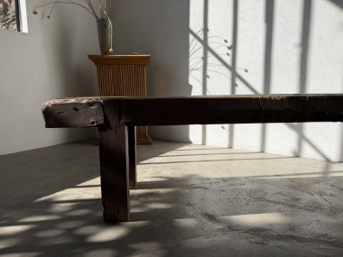 Banc Établi Brutaliste en Chêne Massif – Pièce Unique, Art Populaire XXe, vue 22