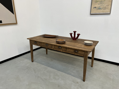 Table de ferme en pin, années 50 à 8 tiroirs, vue 1