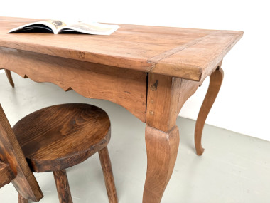 Grande table de ferme en merisier massif des années 1900, vue 17