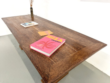 Table brutaliste en bois de palmier, vue 29
