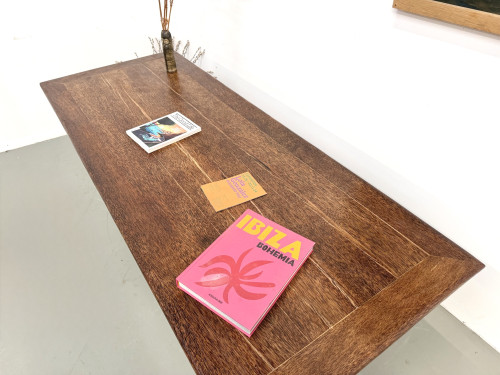 Table brutaliste en bois de palmier, vue 30