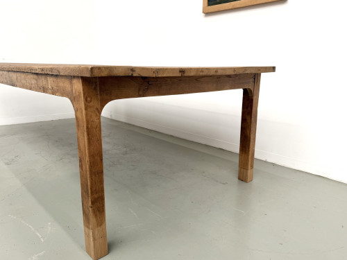 Grande table de ferme brutaliste en chêne massif des années 50, vue 15